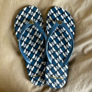 Blue and White Tory Burch Sandals Size:8